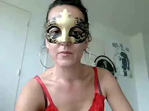 Masquegirlmysterious online show from 10, 11, 2025