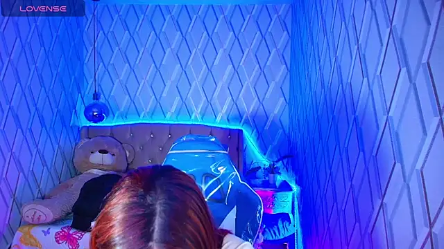 NicolleTaylor online show from 4, 11, 2025