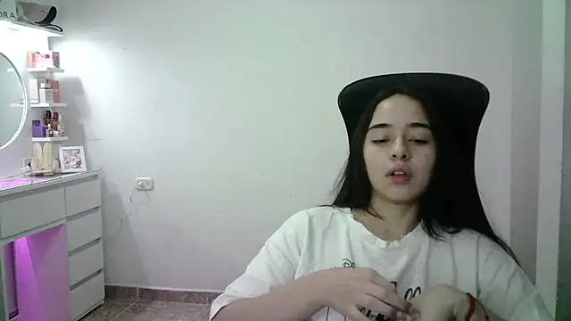 Snapshot of aineangeel chatting on 12, 2, 2026 aineangeel online show from 12, 2, 2026