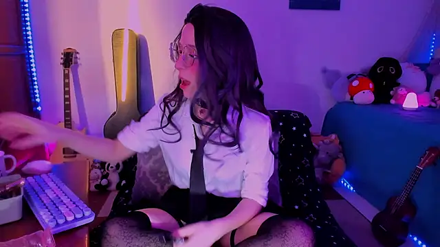 bluelen online show from 7, 3, 2025