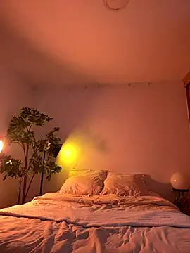 Snapshot of SrLuis18 chatting on 20, 12, 2025 SrLuis18 online show from 20, 12, 2025