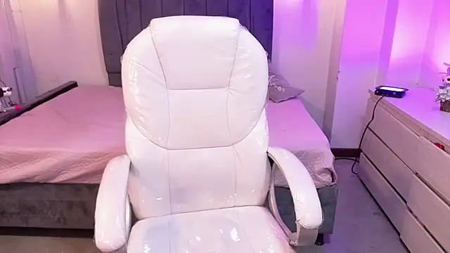 iam sofiia online show from 17, 2, 2026