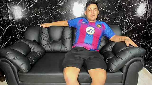 Snapshot of sweethot___ chatting on 14, 9, 2025 sweethot online show from 14, 9, 2025