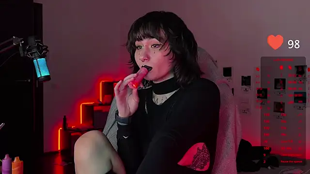 deadlysweet online show from 2, 3, 2025