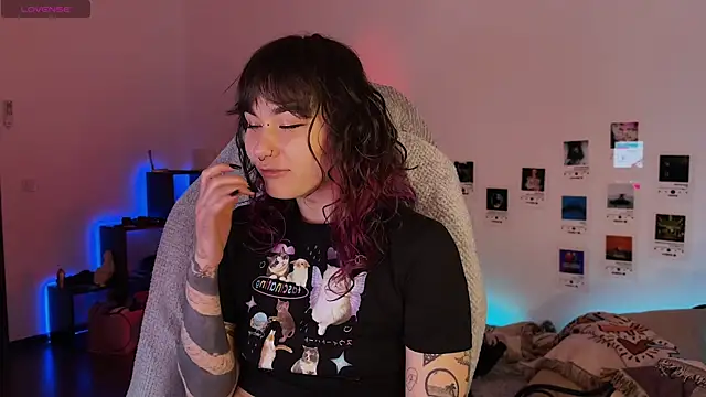Snapshot of deadlysweet chatting on 27, 4, 2026 deadlysweet online show from 27, 4, 2026