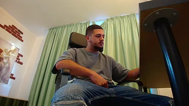 Snapshot of JoshKnights chatting on 16, 9, 2025 JoshKnights online show from 16, 9, 2025