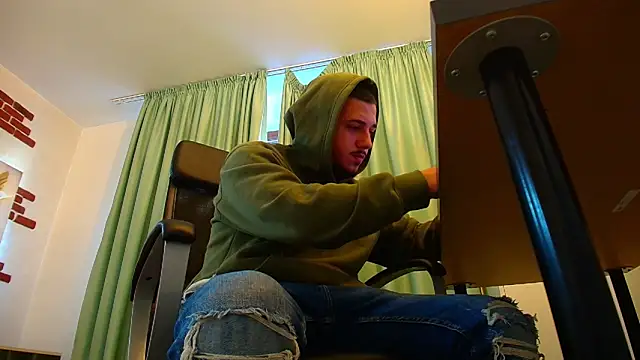 Snapshot of JoshKnights chatting on 24, 9, 2025 JoshKnights online show from 24, 9, 2025