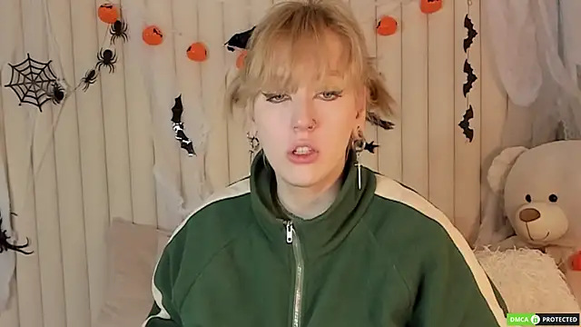 Snapshot of RachelCart chatting on 25, 10, 2025 RachelCart online show from 25, 10, 2025