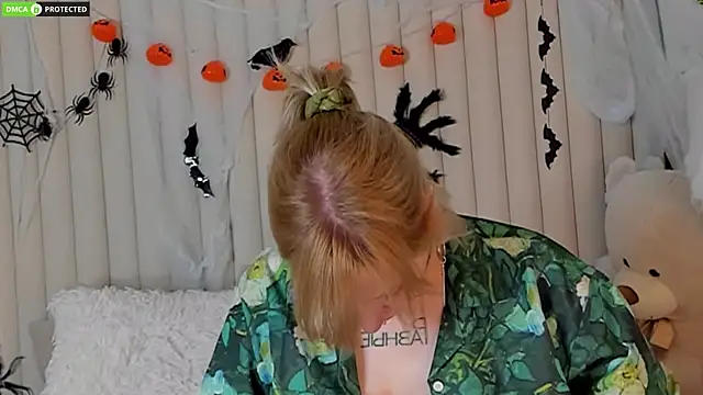 Snapshot of RachelCart chatting on 29, 10, 2025 RachelCart online show from 29, 10, 2025