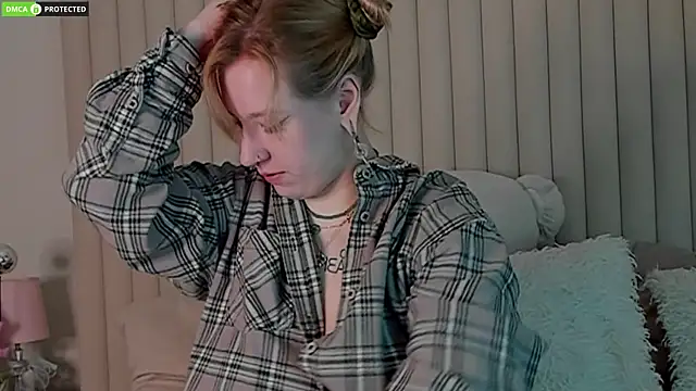 Snapshot of RachelCart chatting on 28, 11, 2025 RachelCart online show from 28, 11, 2025