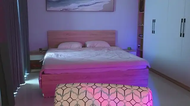 YasmineWest online show from 23, 3, 2026