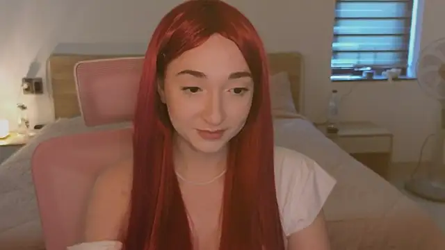 YasmineWest online show from 8, 4, 2026