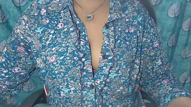 Sophia your online show from 7, 3, 2025