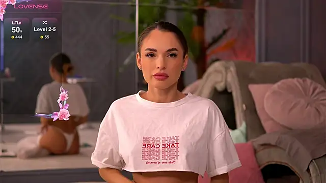 Snapshot of EsmeAinsley chatting on 21, 12, 2024 EsmeAinsley online show from 21, 12, 2024