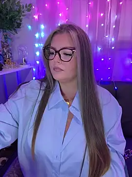 KikiBBW online show from 4, 11, 2025