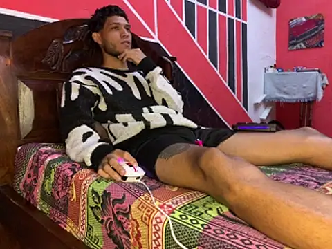tanned boy online show from 16, 6, 2026