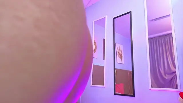 Snapshot of sarah_cruzz_ chatting on 21, 2, 2026 sarah cruzz online show from 21, 2, 2026