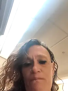 renegade vyxxen online show from 9, 4, 2026