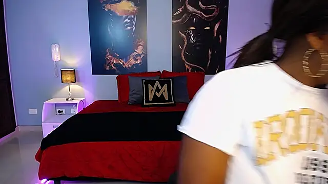 JasmineCampbell  online show from 25, 11, 2025