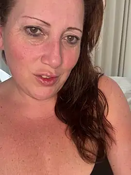 xsexycurvymilf online show from 19, 3, 2025