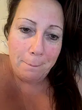 xsexycurvymilf online show from 27, 11, 2025