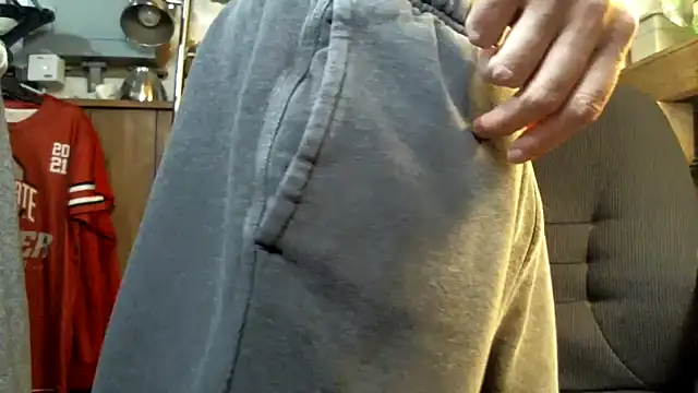 handsomeguy0729 online show from 9, 12, 2024