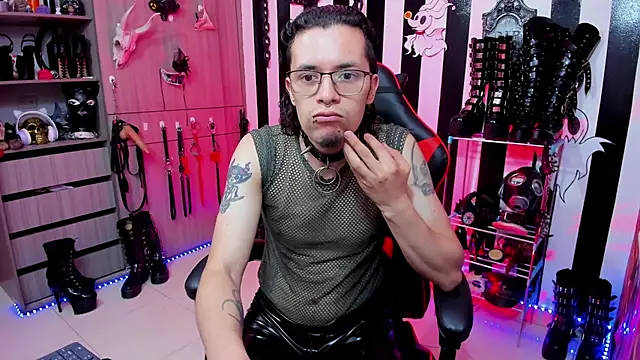 Snapshot of daven56 chatting on 18, 2, 2025 daven56 online show from 18, 2, 2025