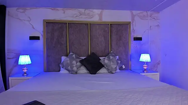 Snapshot of Amareto_ chatting on 30, 10, 2025 Amareto online show from 30, 10, 2025