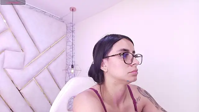 Snapshot of Andreita_Jones chatting on 23, 6, 2026 Andreita Jones online show from 23, 6, 2026