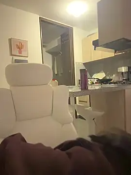 PetitLumiere online show from 3, 1, 2025