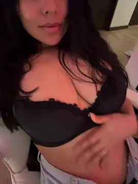 PetitLumiere online show from 19, 1, 2025