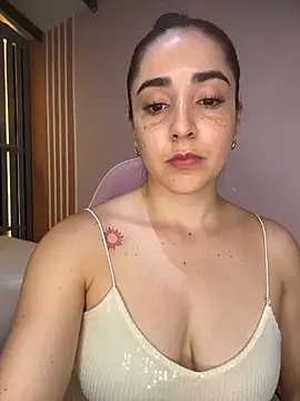 Victoria-And1 online show from 17, 2, 2026