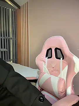 Victoria-And1 online show from 23, 2, 2026