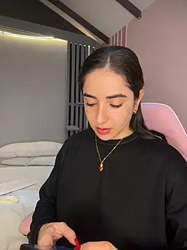 Victoria-And1 online show from 24, 2, 2026