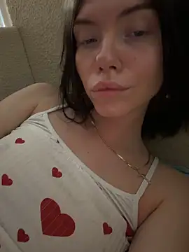 Lisaaa Alisa online show from 15, 4, 2026