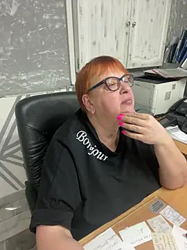 Klio5678 online show from 5, 4, 2026