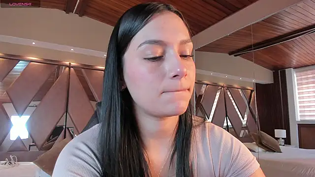 carina rossi online show from 7, 11, 2025