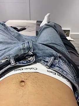 h0rnyguy001 online show from 2, 10, 2025