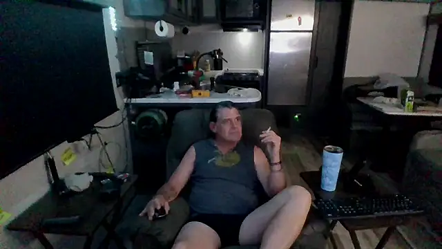 lateniter online show from 22, 4, 2026