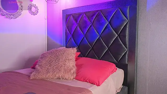 ashley brend online show from 1, 2, 2026