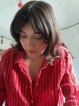 LiliJones  online show from 17, 2, 2026