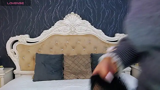 Snapshot of Lauren_Saint chatting on 1, 2, 2025 Lauren Saint online show from 1, 2, 2025