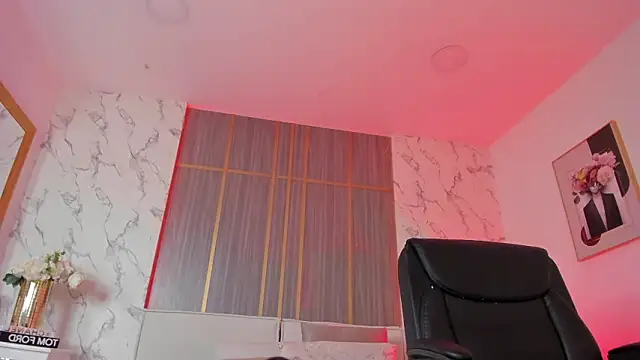 Dollar-girl online show from 8, 2, 2026