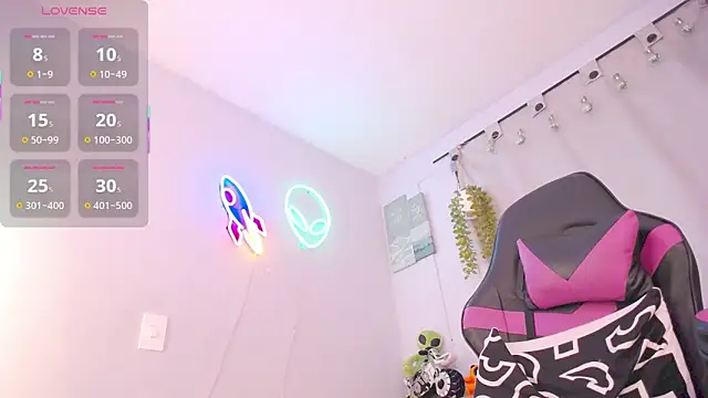 lucie nicolls online show from 5, 12, 2025