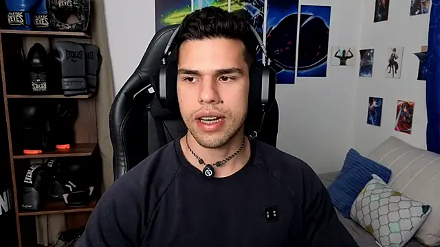 Snapshot of JacobKirito chatting on 10, 11, 2025 JacobKirito online show from 10, 11, 2025