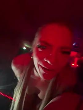 LizzyLush  online show from 23, 3, 2025