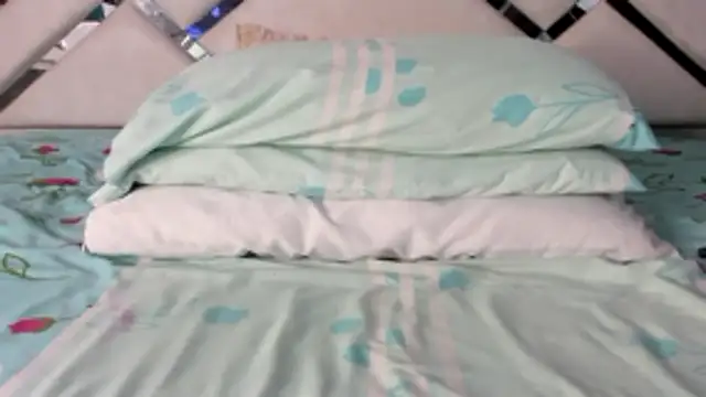 Snapshot of maybelline69 chatting on 6, 4, 2026 maybelline69 online show from 6, 4, 2026