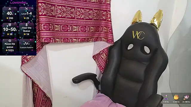 Snapshot of lakshmiraniii chatting on 21, 10, 2025 lakshmiraniii online show from 21, 10, 2025