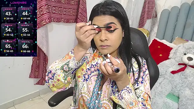 Snapshot of lakshmiraniii chatting on 25, 11, 2025 lakshmiraniii online show from 25, 11, 2025