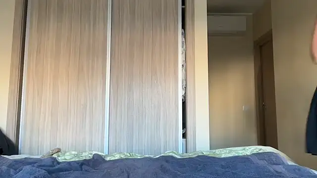 naughtyhollyxxxx online show from 24, 10, 2025